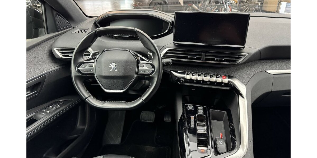 Peugeot 5008 Blue HDI 130 Allure Pack 1.Hand Carplay 52.400 km 22.320 &euro; Lich 35423