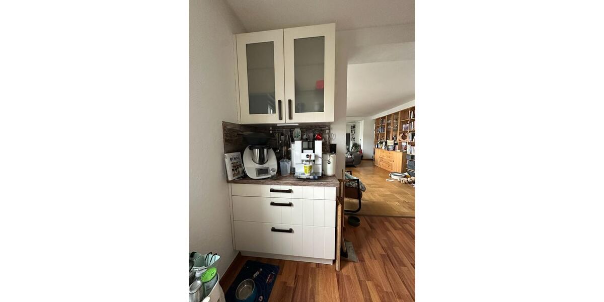 Etagenwohnung Ehringshausen - 3 Zimmer, 103 m&sup2;, 1.050&euro; | Angebot:25416527