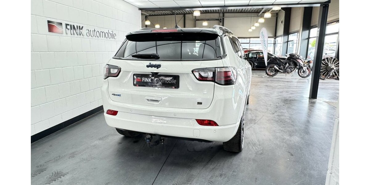 Jeep Compass S Plug-IN Hybrid 4WD 1.Hand Anhängerkplg 61.880 km 25.320 &euro; Lich 35423