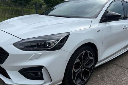 Ford Focus 114.800 km 16.480 &euro; Friedberg 61169