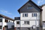 Einfamilienhaus Buseck Großen-Buseck - 7 Zimmer, 172 m&sup2;, 1.400&euro; | Angebot:26642296