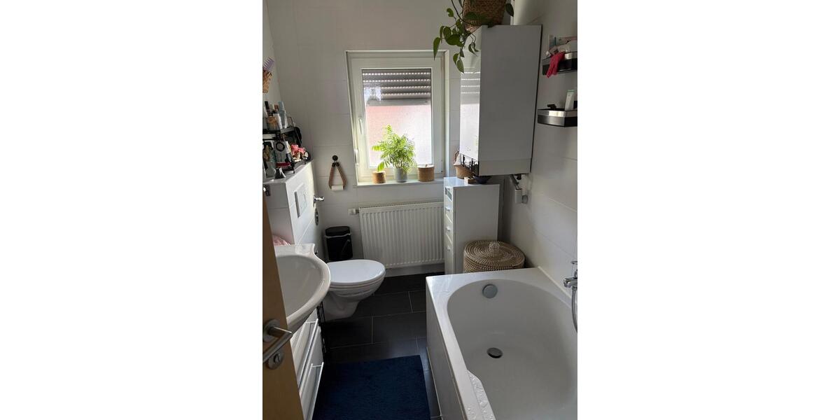 Etagenwohnung Homberg (Ohm) - 3 Zimmer, 87 m&sup2;, 700&euro; | Angebot:25268406