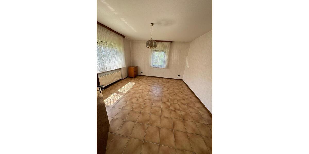 Erdgeschoßwohnung Biebertal - 3 Zimmer, 88 m&sup2;, 900&euro; | Angebot:25278944