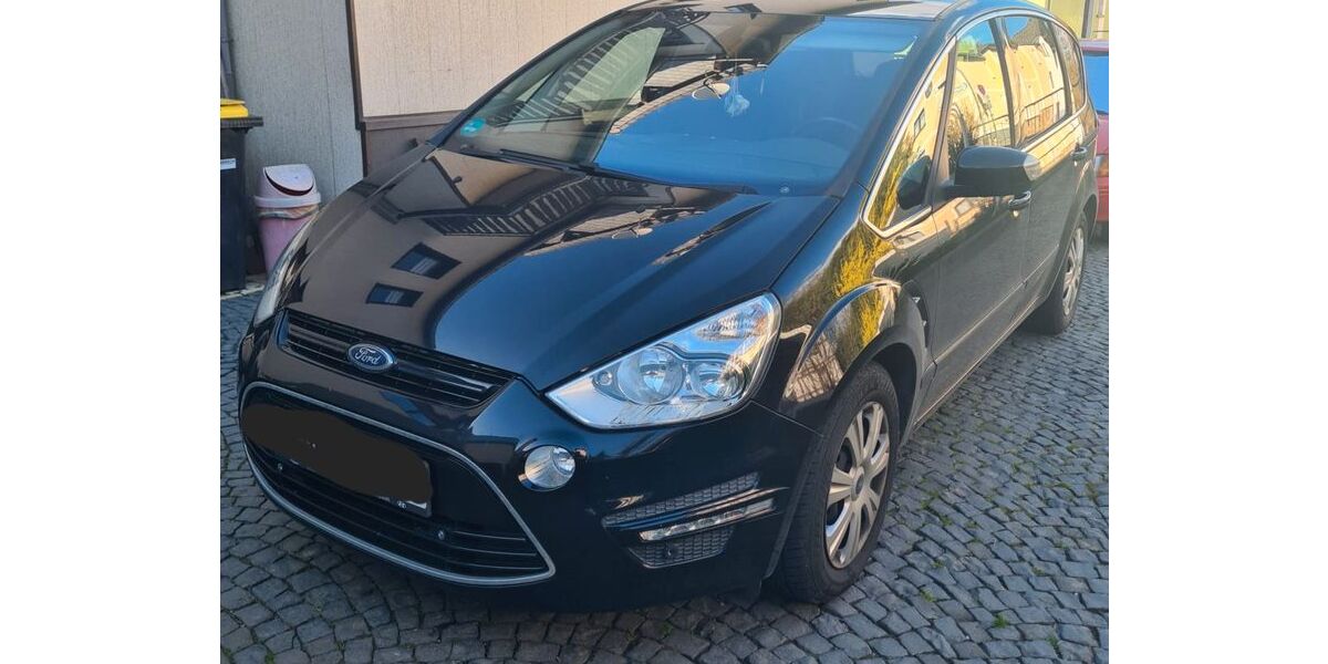 Ford S-Max 135.000 km 8.200 &euro; Braunfels 35619