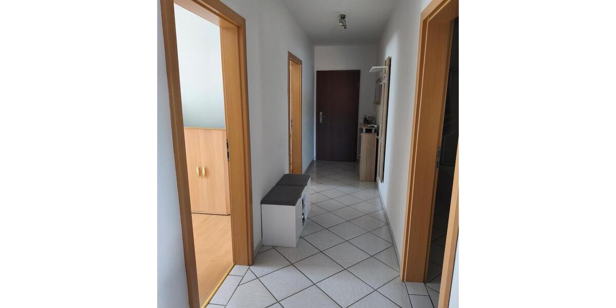 Dachgeschoßwohnung Weimar (Lahn) - 4 Zimmer, 84 m&sup2;, 850&euro; | Angebot:25924918