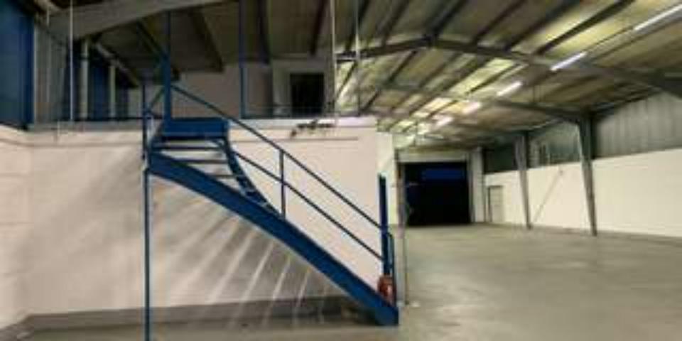 Gewerbeobjekt Linden - 2.250&euro; | Angebot:25922424