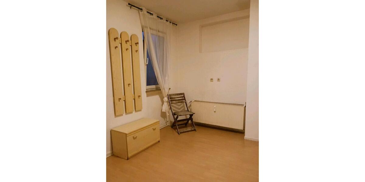 Etagenwohnung Gießen Wieseck - 1 Zimmer, 22 m&sup2;, 350&euro; | Angebot:26637485