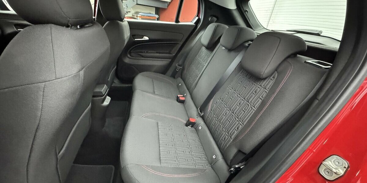 Fiat 600E Red 54 KWh 1.Hand Full LED Carplay 14.500 km 21.880 &euro; Lich 35423