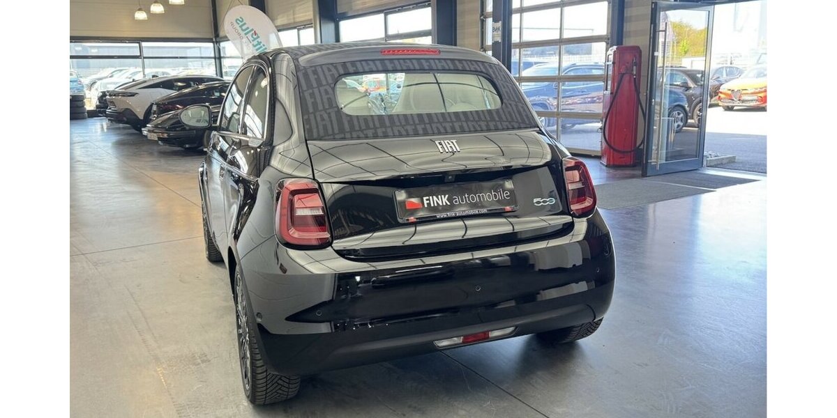 Fiat 500e La Prima by Bocelli 1.Hand Cabrio 42 kWh 25.600 km 23.990 &euro; Lich 35423