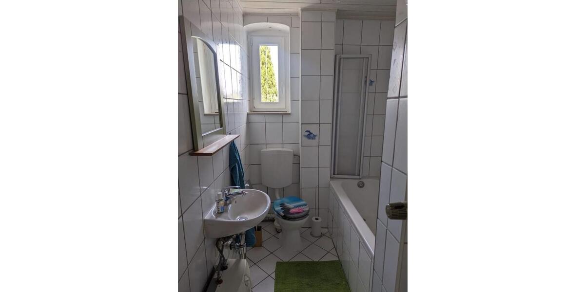 Etagenwohnung Herborn - 3 Zimmer, 105 m&sup2;, 750&euro; | Angebot:25371078