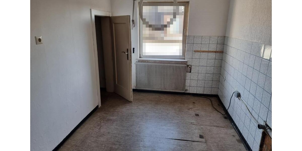 Einfamilienhaus Wetzlar Münchholzhausen - 11 Zimmer, 214 m&sup2;, 290.000&euro; | Angebot:25831549