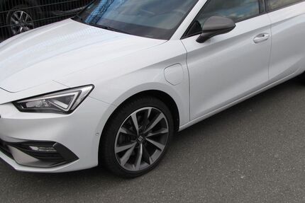 Seat Leon 81.000 km 18.600 &euro; Hüttenberg 35625