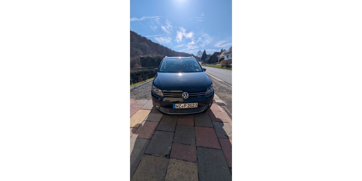 VW Touran 178.000 km 9.300 &euro; Ehringshausen 35630