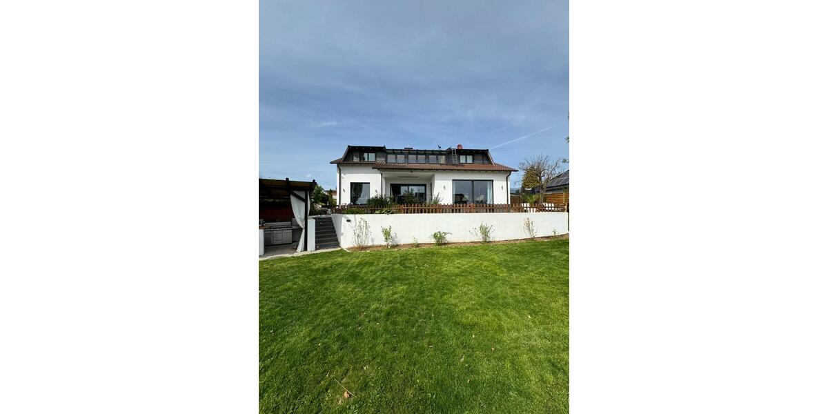 Einfamilienhaus Braunfels - 12 Zimmer, 250 m&sup2;, 899.000&euro; | Angebot:24689231