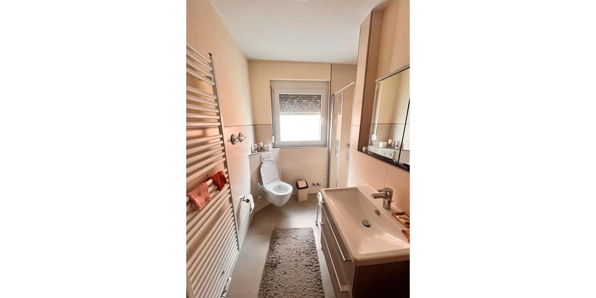 Einfamilienhaus Buseck - 6 Zimmer, 179 m&sup2;, 400.000&euro; | Angebot:25555854