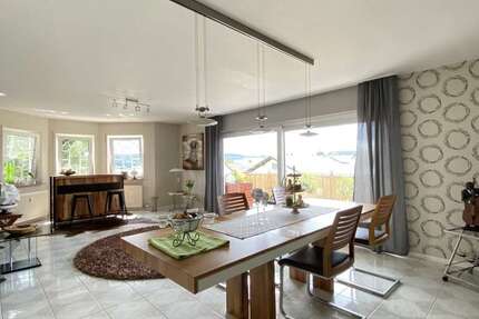 Wohnung Buseck / Beuern Beuern - 6 Zimmer, 208 m&sup2;, 1.200&euro; | Angebot:25923100