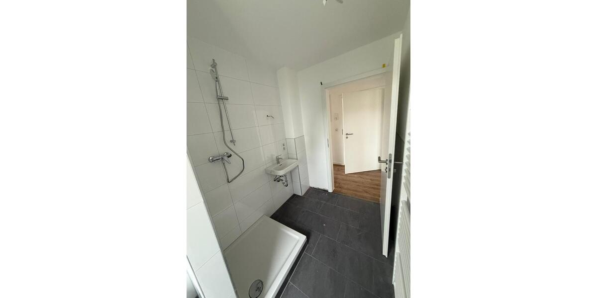 Etagenwohnung Ehringshausen - 2 Zimmer, 44 m&sup2;, 600&euro; | Angebot:25501535