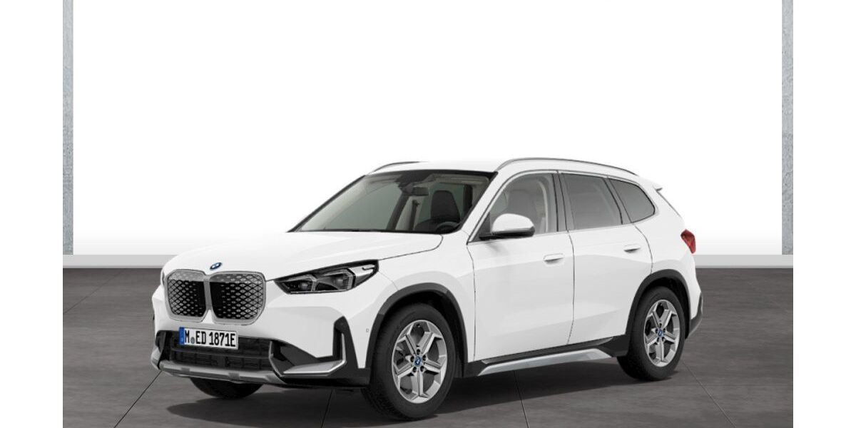 BMW iX1 8.732 km 46.890 &euro; Gießen 35398