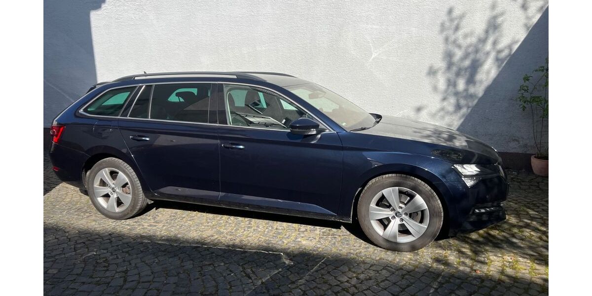 Skoda Superb 172.000 km 16.200 &euro; Butzbach 35510