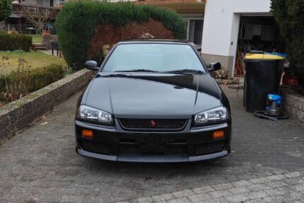 Nissan Skyline 128.000 km 25.500 &euro; Gießen 35390