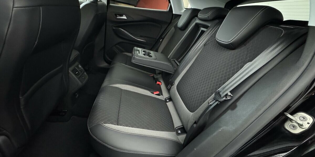 Opel Grandland 1.2 Turbo Innovation Navi Winterpaket 65.200 km 12.680 &euro; Lich 35423