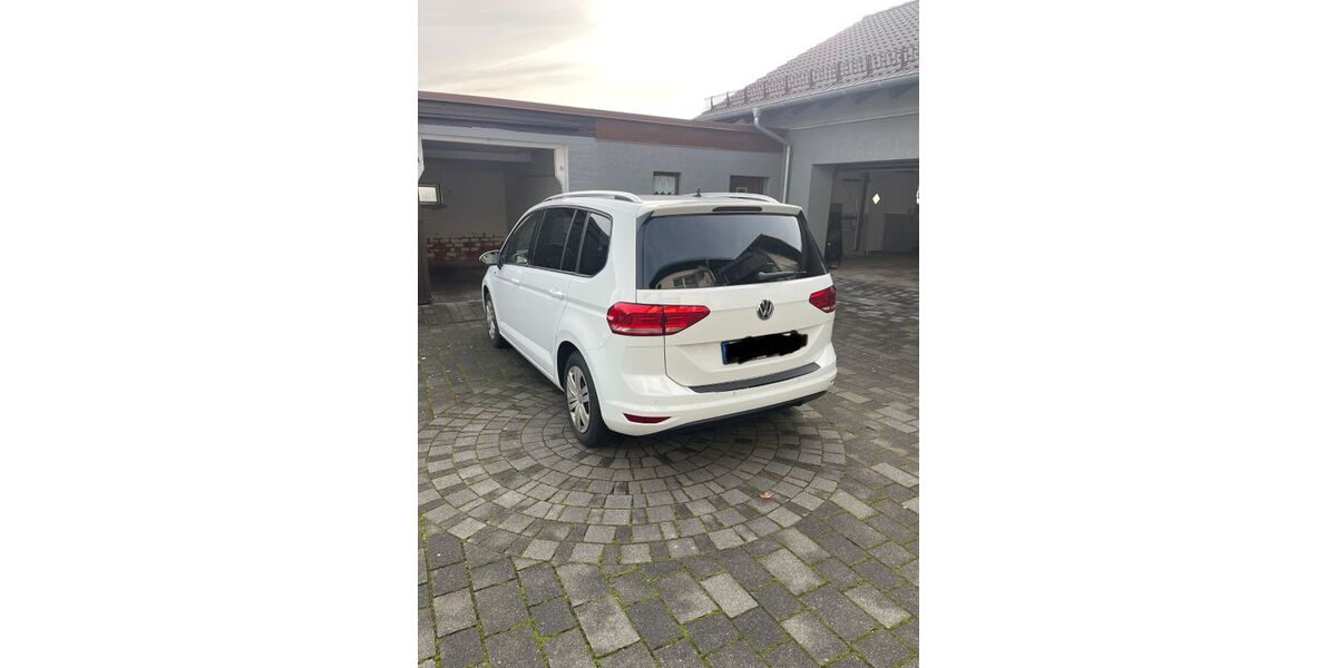 VW Touran 93.400 km 18.400 &euro; Grünberg 35305