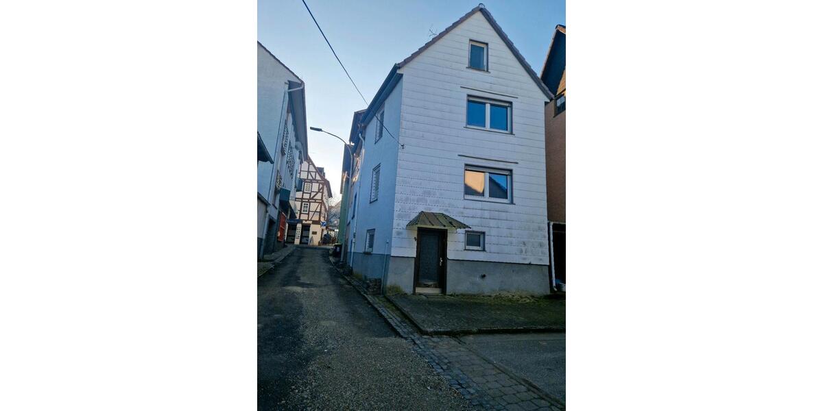 Einfamilienhaus Laubach - 5 Zimmer, 120 m&sup2;, 85.000&euro; | Angebot:25271907