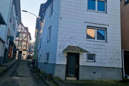 Haus Laubach - 5 Zimmer, 120 m&sup2;, 75.000&euro; | Angebot:25271907