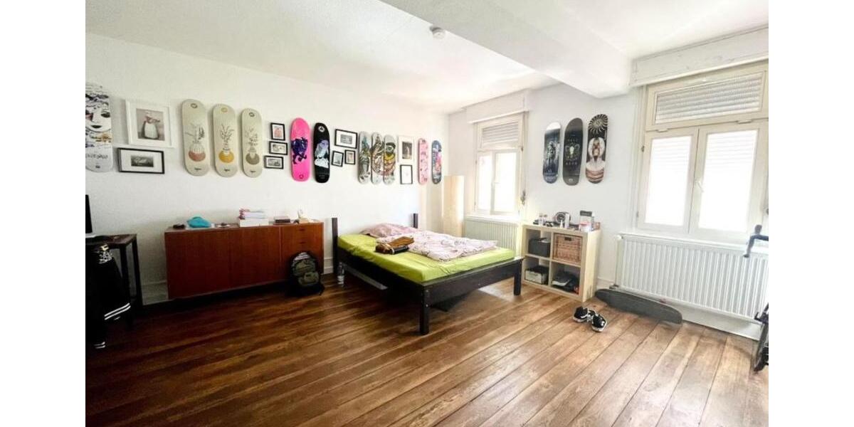 Etagenwohnung Butzbach - 3.5 Zimmer, 122 m&sup2;, 1.090&euro; | Angebot:25396580