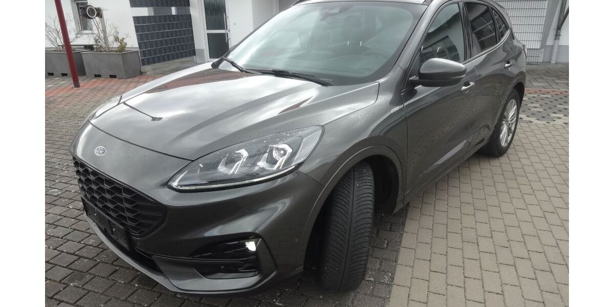 Ford Kuga 125.000 km 19.900 &euro; Oberwetz 35641