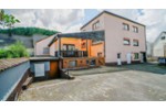 Kapitalanlage: Wohn - und Gewerbeobjekt mit 5 Einheiten in Herborn OT - Mehrfamilienhaus, Wohnhaus Herborn | Angebot:27191513