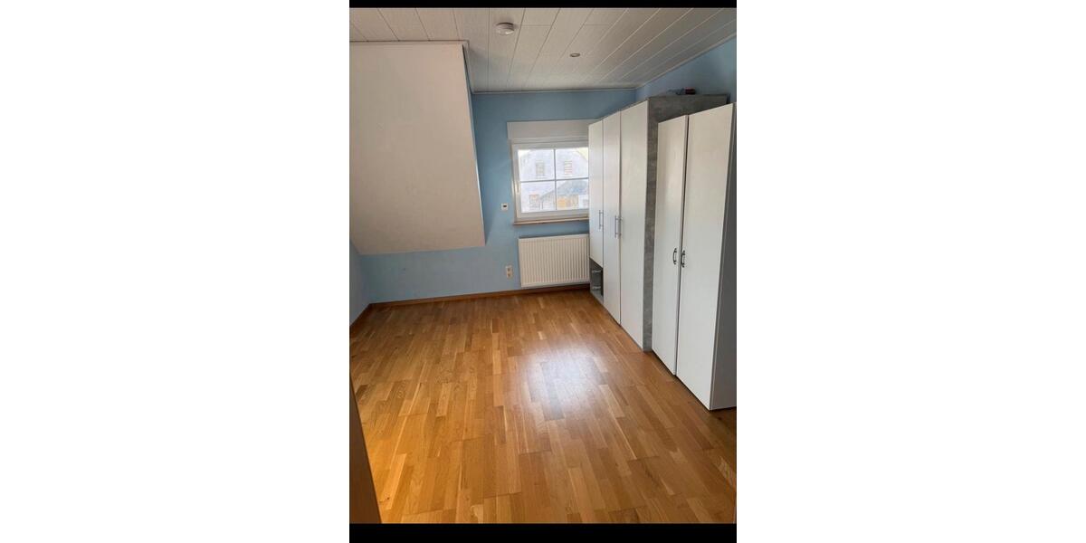 Einfamilienhaus Wetzlar Altenberger Straße - 4 Zimmer, 130 m&sup2;, 1.450&euro; | Angebot:25830240