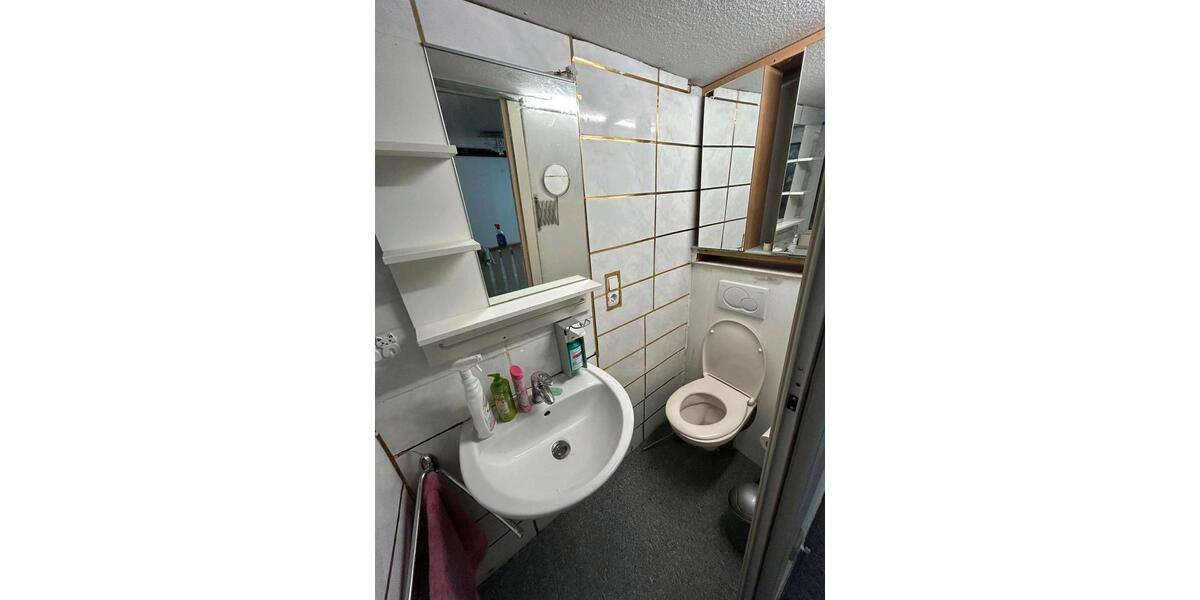 Einfamilienhaus Amöneburg - 7 Zimmer, 130 m&sup2;, 850&euro; | Angebot:26636419