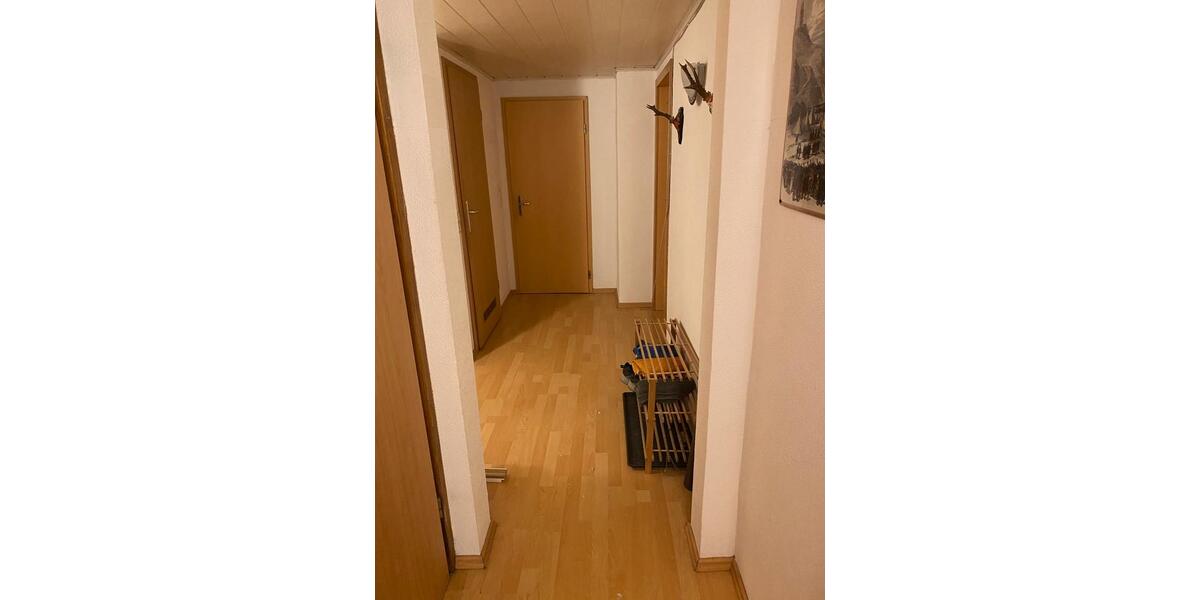 Dachgeschoßwohnung Gießen Wieseck - 15 Zimmer, 15 m&sup2;, 420&euro; | Angebot:25790590
