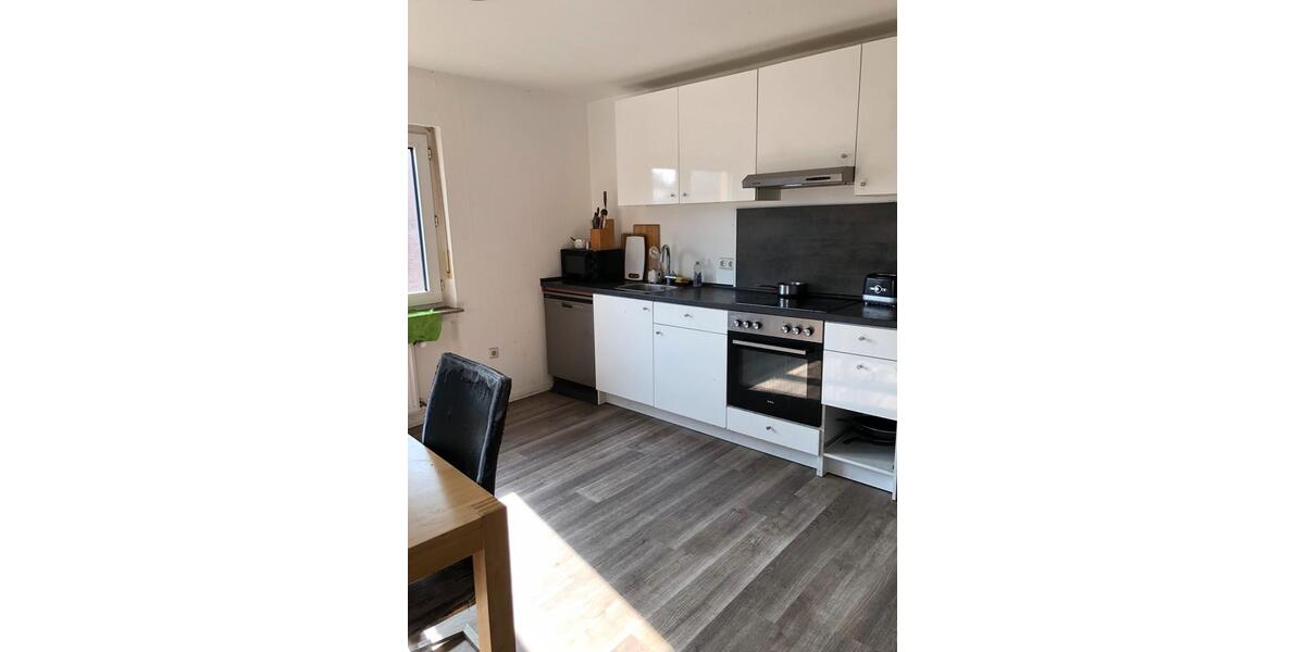 Etagenwohnung Gießen - 10 Zimmer, 25 m&sup2;, 490&euro; | Angebot:25940373