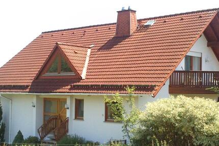 Haus Ehringshausen - 6 Zimmer, 200 m&sup2;, 1.600&euro; | Angebot:26299991