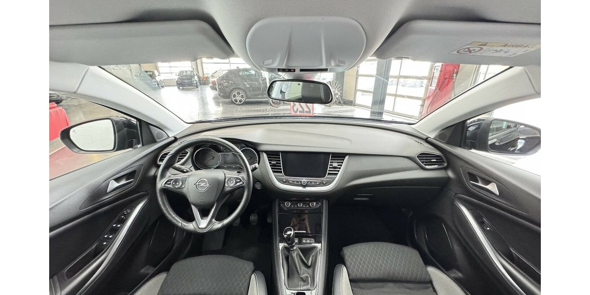 Opel Grandland 1.2 Turbo Innovation Navi Winterpaket 65.200 km 12.680 &euro; Lich 35423