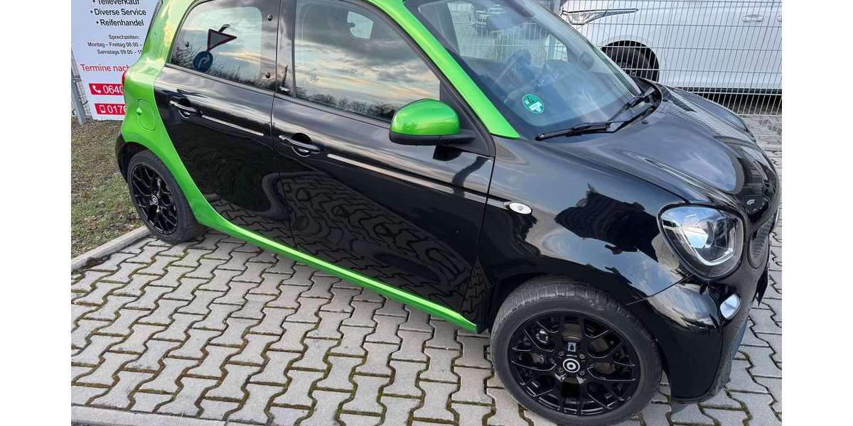 Smart forFour 33.880 km 8.490 &euro; Staufenberg 35460