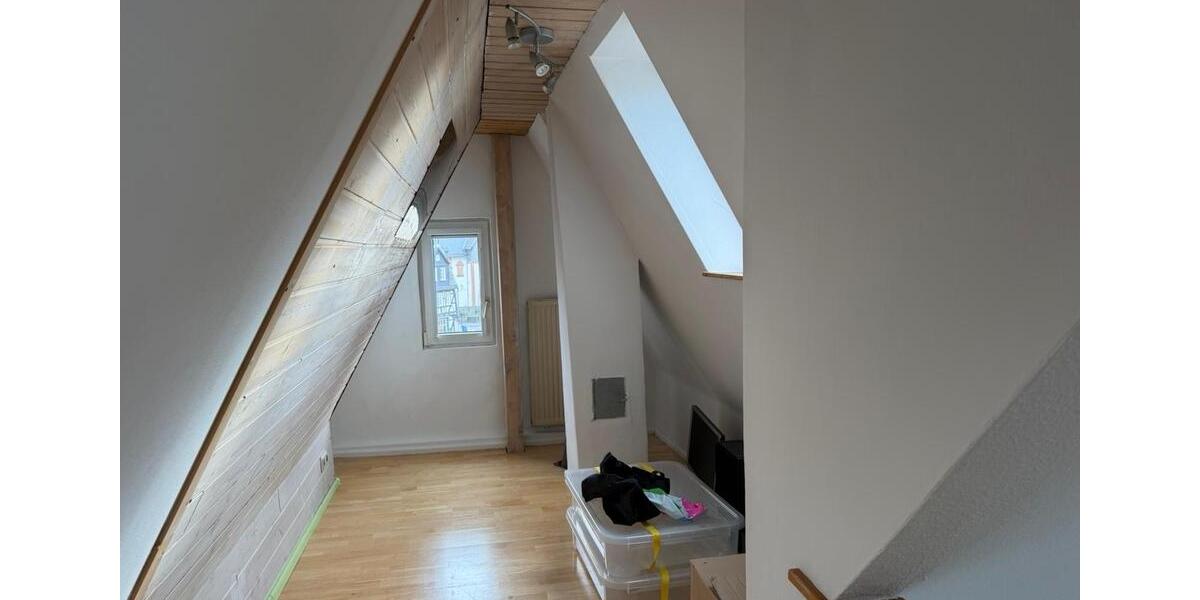 Maisonettenwohnung Wetzlar - 5 Zimmer, 100 m&sup2;, 1.250&euro; | Angebot:25988980