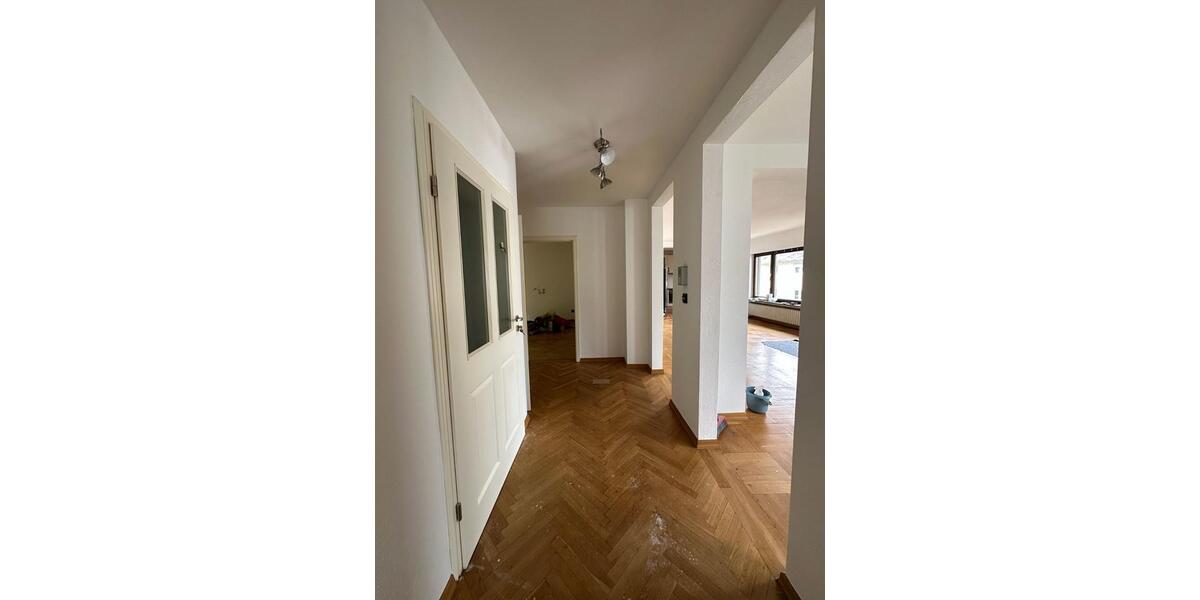 Etagenwohnung Ehringshausen - 3 Zimmer, 103 m&sup2;, 1.050&euro; | Angebot:25416527