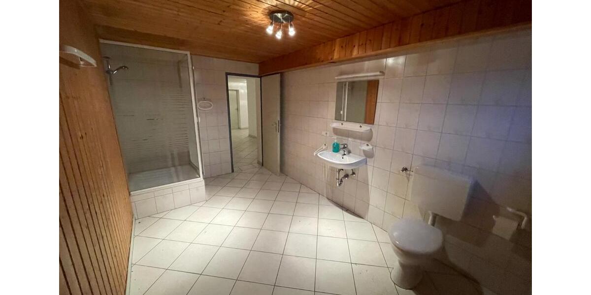 Einfamilienhaus Ebsdorfergrund - 6 Zimmer, 150 m&sup2;, 490.000&euro; | Angebot:25929897