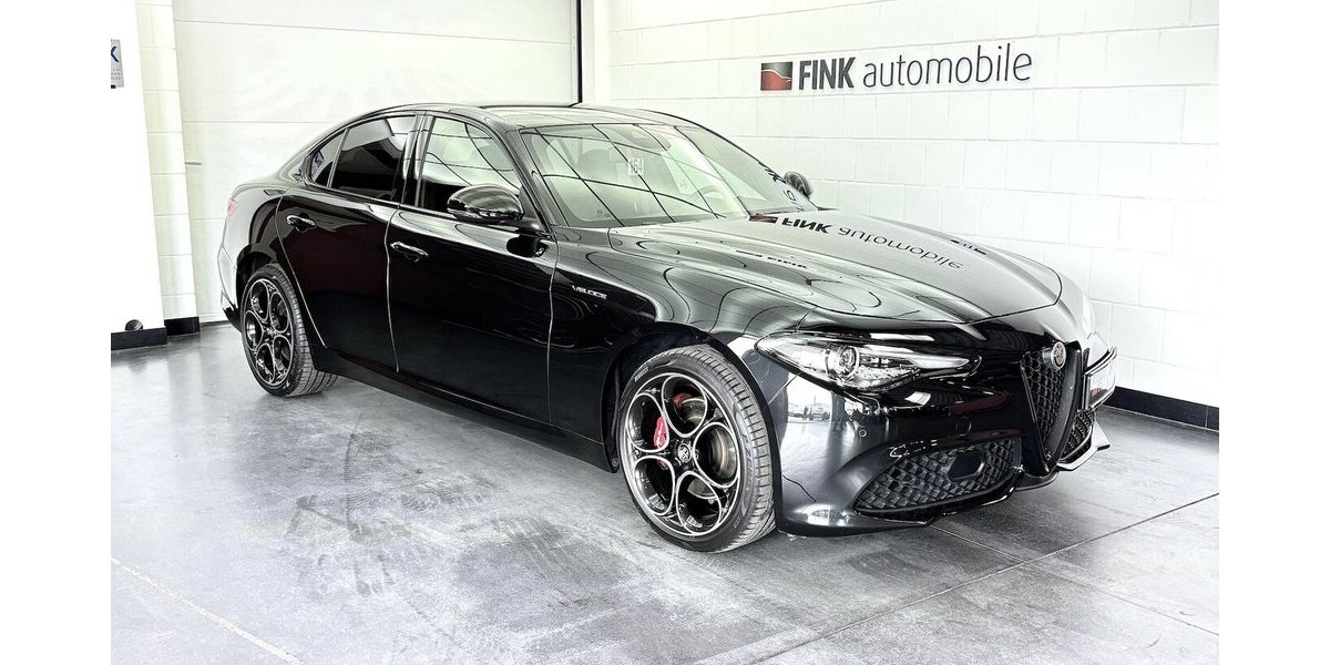Alfa Romeo Giulia 2.0 Turbo Veloce Q4 1.Hand Carplay Xenon 26.400 km 32.220 &euro; Lich 35423