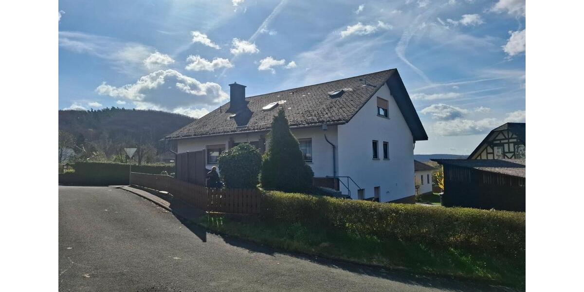 Mehrfamilienhaus, Wohnhaus Lohra - 11 Zimmer, 320 m&sup2;, 365.000&euro; | Angebot:26046311