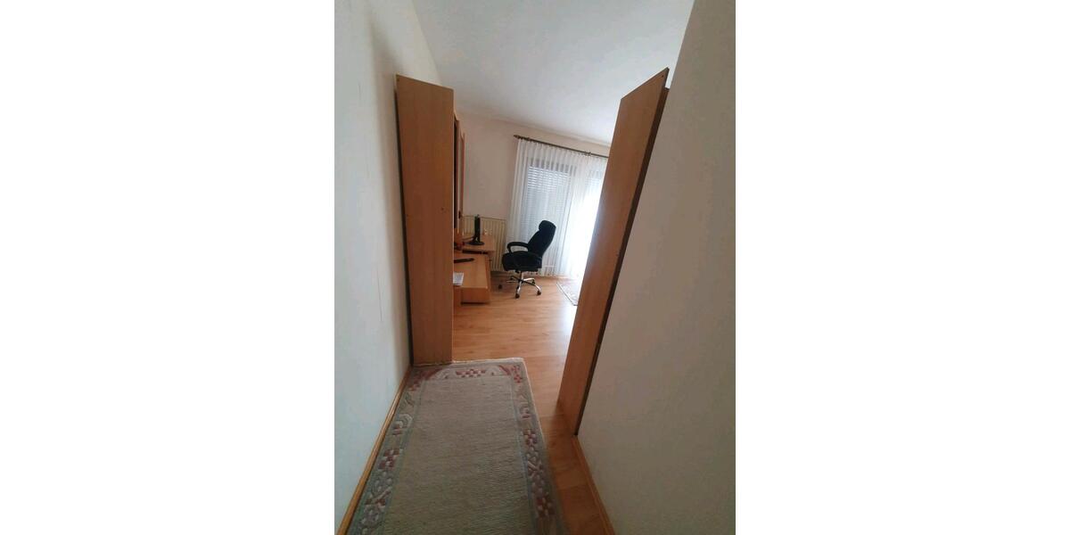 Erdgeschoßwohnung Homberg (Ohm) - 4 Zimmer, 120 m&sup2;, 180.000&euro; | Angebot:26386749