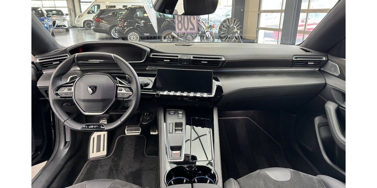 Peugeot 508 SW GT 130 BlueHdi FULL LED Panoramakamera 46.200 km 23.985 &euro; Lich 35423