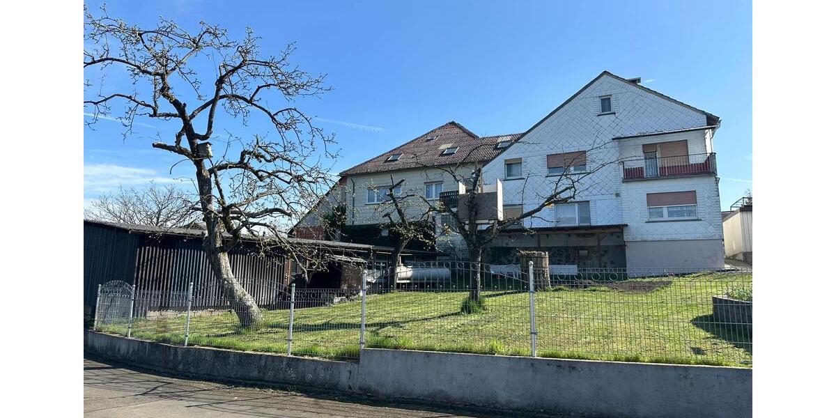 Bauernhaus, Landhaus Grünberg - 10 Zimmer, 260 m&sup2;, 285.000&euro; | Angebot:26692827