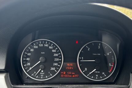 BMW 320 301.000 km 3.000 &euro; Wetzlar 35576
