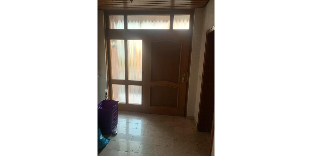 Erdgeschoßwohnung Schöffengrund - 2 Zimmer, 130 m&sup2;, 990&euro; | Angebot:25722425