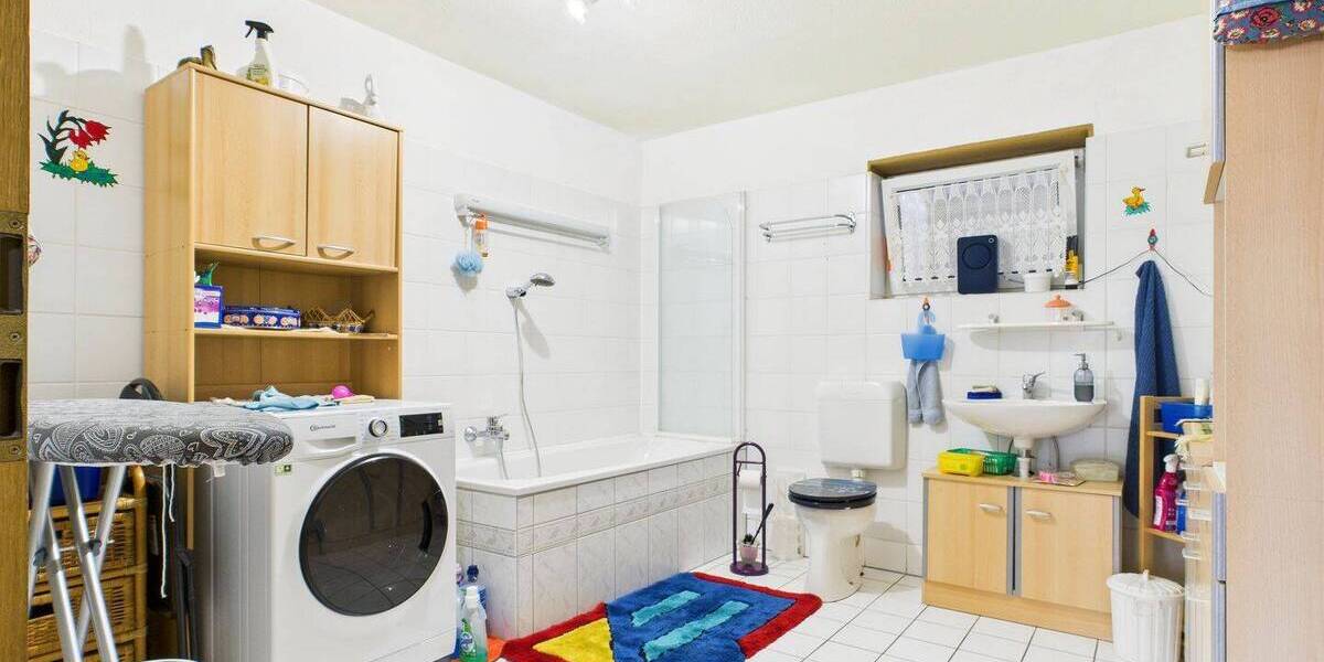 Mehrfamilienhaus, Wohnhaus Greifenstein Ulm - 7 Zimmer, 230 m&sup2;, 385.000&euro; | Angebot:25748119