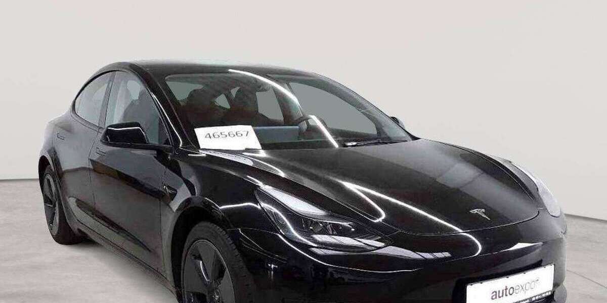 Tesla Model 3 31.229 km 24.790 &euro; Fernwald-Steinbach 35463